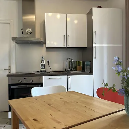 Apartment 3 Pieces 4 Couchages Sur Bn000-003 *